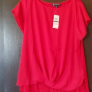 NWT INC Women's short sleeve blouse twist bottom